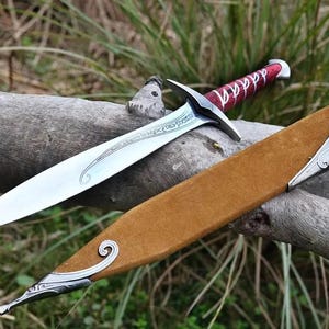 Réplica de espada corta élfica de acero inoxidable hecha a mano: espada de fantasía con vaina, accesorio de cosplay y regalo único para él, ella o su novio.