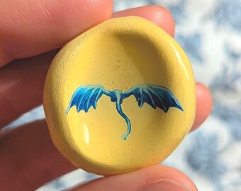 Pietra antistress del drago: Ciottolo antistress in argilla fatto a mano - fantasy medievale, romantico e romantico