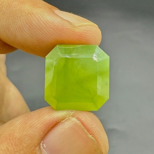 Natural Grossular  22 Carat Gemstone | Rare Green  Collector’s Stone | Healing Crystal for Jewelry & Display