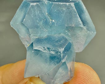 天然ブルーセレスタイン結晶（方解石入り）75カラット｜原石標本