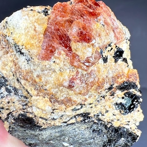 827 Carat Natural Red Zircon Specimen: Rare Collector&#39;s Gemstone