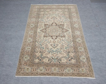 Vintage Turkish Oushak Rug 5x7: Beige, Brown, Blue Wool Carpet