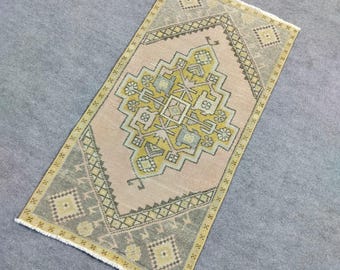 Vintage Turkish Oushak Rug 2x3: Small Handwoven Wool Boho Mat