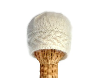 Knit Hat Celtic Cable White Wool Cloche