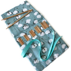 Sock Knitter's Needle Set and Case Aqua Cotton Bolls