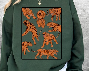 Vintage Tiger Crewneck Sweatshirt, Tiger Lover Gift, Trendy Aesthetic, Oversize, Womens, Mens, UnisexGildan 18000 Sweatshirt