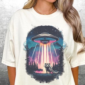Funny Raccoon Shirt, Raccoon Flying Saucer Shirt, Funny Raccoon Meme Shirt, Oversize, Womens, Mens,  Unisex Comfort Colors T-shirt