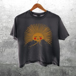 Vintage Boho Sun Comfort Colors Crop Top Boxy Tee 3023CL T-shirt, Womens, Unisex