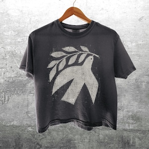 Boho Peace Shirt, Retro Vintage Style, Womens Crop Top Comfort Colors Boxy Tee 3023CL T-shirt