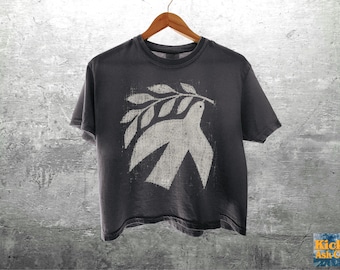 Boho Peace Shirt, Retro Vintage Style, Womens Crop Top Comfort Colors Boxy Tee 3023CL T-shirt