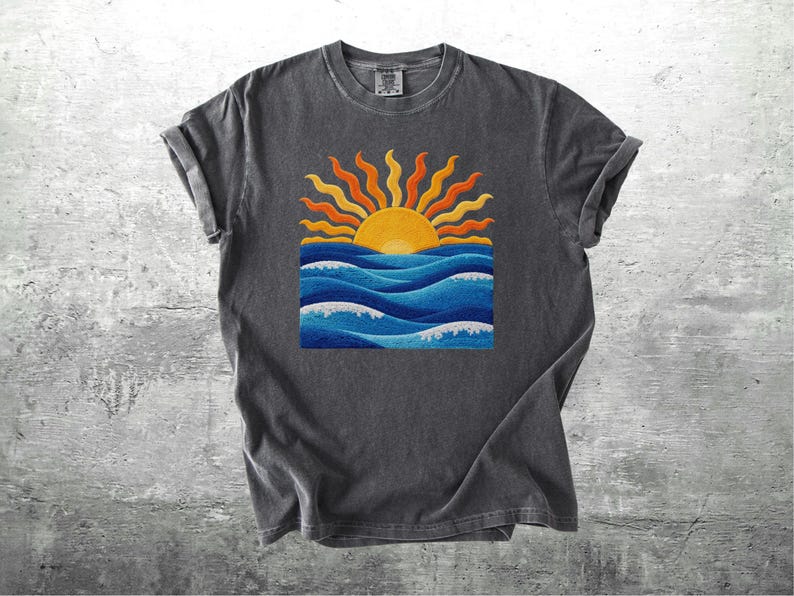 Boho Sun Shirt, Beach Shirts, Oversize, Womens, Mens, Comfort Colors T-shirt (NOT REAL YARN) Pepper
