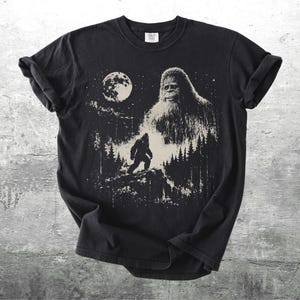 Vintage Sasquatch Shirt, Funny Cryptid Meme Tee, Oversized, Womens, Mens, Comfort Colors T-shirt Black