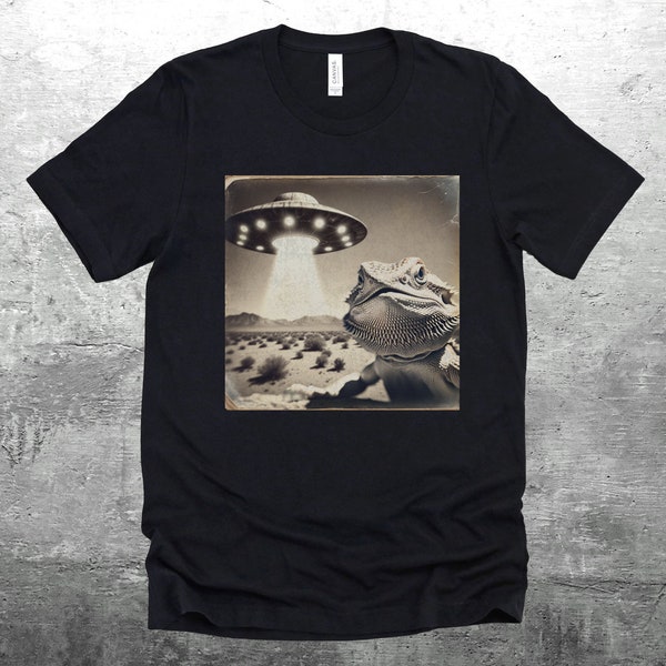 Funny Bearded Dragon Shirt, Beardie Selfie Picture, Flying Saucer, Weird Animal Shirt, Bella Canvas 3001 T-Shirt, Mens, Womens, Unisex