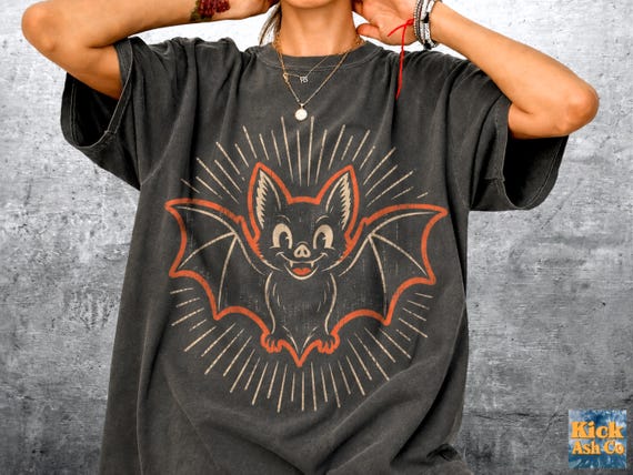 Retro Bat Shirt For Women, Men, Spooky Season, Oversize, Unisex Comfort Colors T-shirt