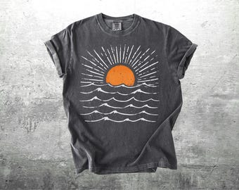 Beach Shirt, Vintage Sun, Oversize, Womens, Mens, Comfort Colors T-shirt