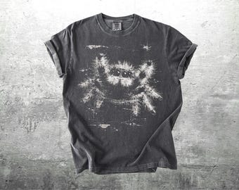 Jumping Spider Shirt, Grunge, Punk, Oversize, Womens, Mens, Unisex Comfort Colors T-shirt