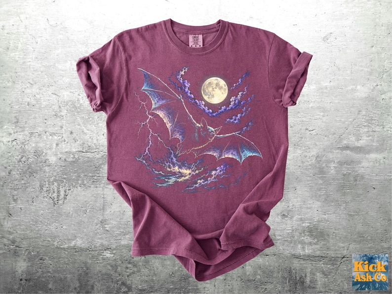 Vintage Bat Shirt For Women, Men, Spooky Season, Oversize, Unisex Comfort Colors T-shirt Berry