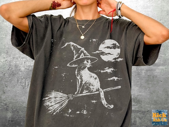 Witchy Cat Shirt, Spooky Season, Oversize, Womens, Mens, Unisex Comfort Colors T-shirt