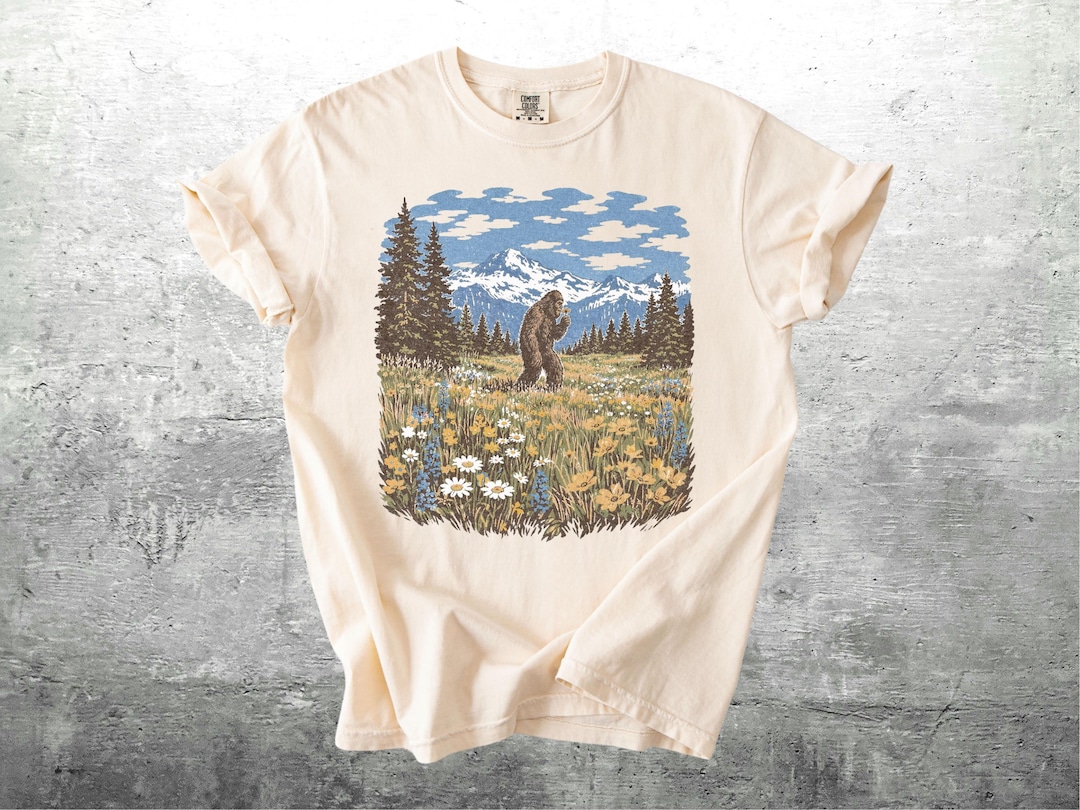 Vintage Sasquatch Shirt, Funny Cryptid Tee, Oversized, Womens, Mens, Comfort Colors T-shir