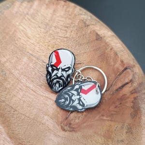 Kratos GoW Nål/Nyckelring/Magnet