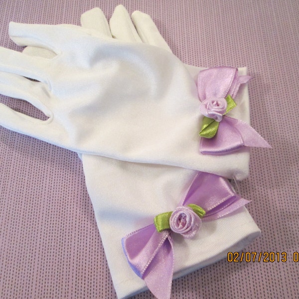 White Easter gloves for girls - Gloves for smaller girls - Easter gloves - white gloves - tea party gloves