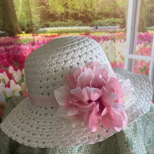 Vintage Pink Straw Sun Hat Wide Brim Floral Lace Ribbon Easter Garden Tea Party Pink Floral Straw Tea Party Hat: Easter Bonnet, Flower Girl  main image 2