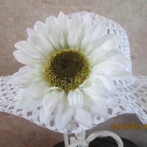 Girls White Sunflower Hat - Tea Party Hat - Sun Hat - Flower Girl Hat - Church Hat