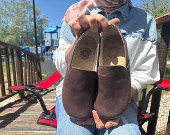 Zapatos descalzos de cuero hechos a mano: zapatillas sin cordones para mujer