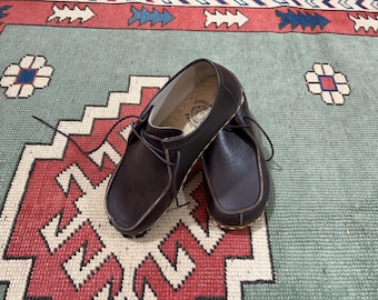 Zapatos de cuero hechos a mano para la conexión a tierra: puntera ancha para hombre, cómodos para caminar descalzos