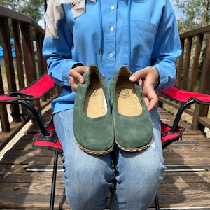 Handmade Suede Leather Oxford Shoes: Women&#39;s Barefoot Walking Shoes