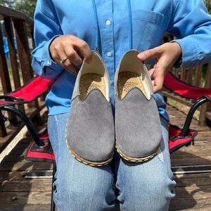 Handmade Leather Barefoot Shoes: Earthing Grounding Shoes