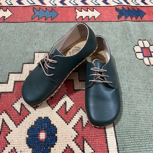 Earthing Barefoot Leather Shoes: Wide Toe Box Grounding Shoes