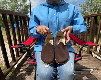 Handmade Leather Barefoot Shoes: Women's Minimalist Grounding Shoes