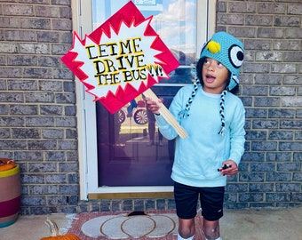 Made to order:   Crochet Pigeon hat Mo Willems