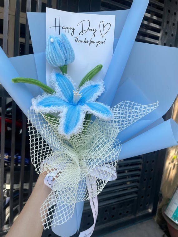 Lili Flowers Bouquet | Pastel bouquet | Handmade Pipe Cleaner Flower Basket | Mom Gift, Wedding Bouquet, Gift For Her, Anniversary Gift