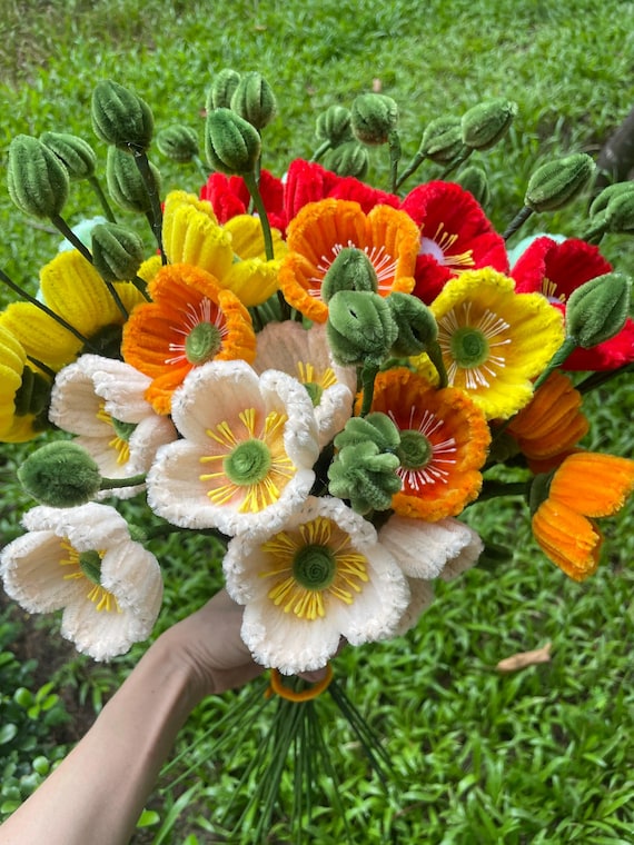 Colorful Poppy | Handmade Pipe Cleaner Poppy Flower Basket | Mom Gift | Home Decor, Gift For Her, Anniversary Gift, Wedding Bouquet