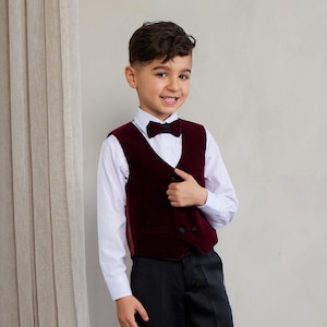 Boy&#39;s Burgundy Velvet Vest Set: Wedding Party Outfit