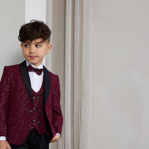 Boy&#39;s Burgundy Sequin Tuxedo Set: Slim Fit Wedding Outfit