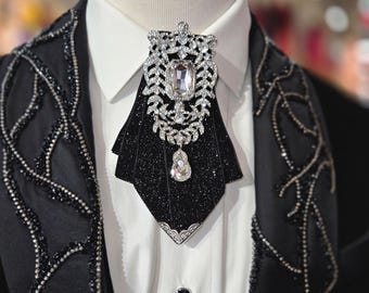 Corbata con broche de cristal de lujo para ropa formal