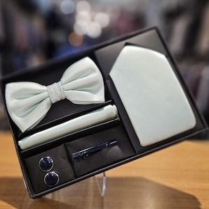 Men&#39;s Mint Necktie Set: Bow Tie, Cufflinks, Pocket Square - Gift Box