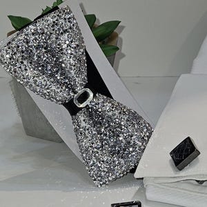 Men&#39;s Bling Bow Tie In Silver Rhinestone color Novelty collection