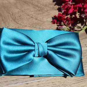 Men&#39;s ( Teal green )  color Microfiber Bow Tie and Hanky Set