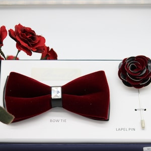 Men&#39;s Burgundy Luxury Velvet Bow Tie, Brooch, and flower Pin lapel