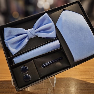Men&#39;s Cornflower Necktie Set: Bow Tie, Lapel Pin, Cufflinks