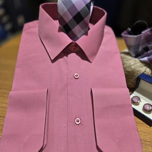 Rose Laydown Collar Dress Shirt: Men&#39;s Pleated French Cuff Formal Wear