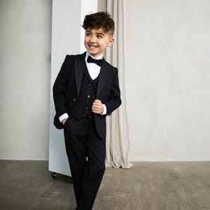Boy's 5-Pieces Slim Fit Black Modern Sequin Tuxedo Set ,Jacket, Vest, Pants, Dress Shirt & Bow Tie - Formal Look for Wedding or Events .