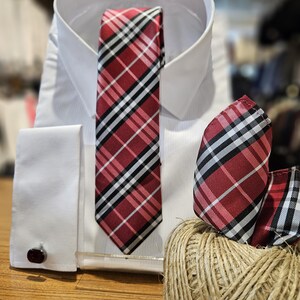 Red Plaid Necktie Set: Textured Tie and Pocket Square