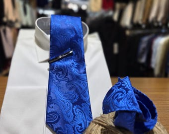 Paisley Necktie Set: Royal Blue Textured Tie & Hanky