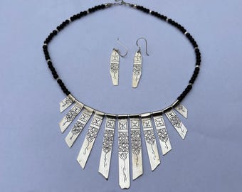 Morocco silver tuareg jewelry set, berber necklace & Earrings from Morocco, tuareg Necklaces, Moroccan Jewelry