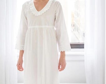 Camisón de algodón blanco: ropa de dormir de inspiración vintage con ribete de encaje